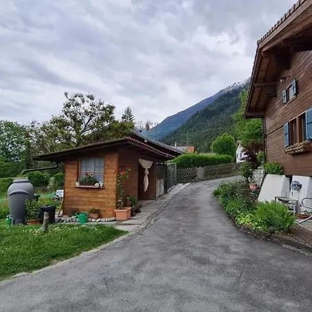 شقة Haus Bei Einfahrt Grosser Nussbaum Leuk